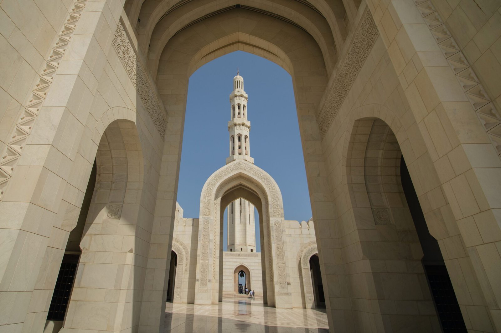 Sultan Qaboos Grand Mosque, Muscat. 416,000 square feet
